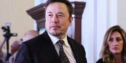 Elon Musk was right to cede Starlink access to Pentagon, says biographer
