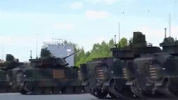 On the front lines of the Zaporizhzhia area, the Armed Forces of Ukraine are preparing for an offensive with a significant number of M2 Bradley armored personnel carriers.
