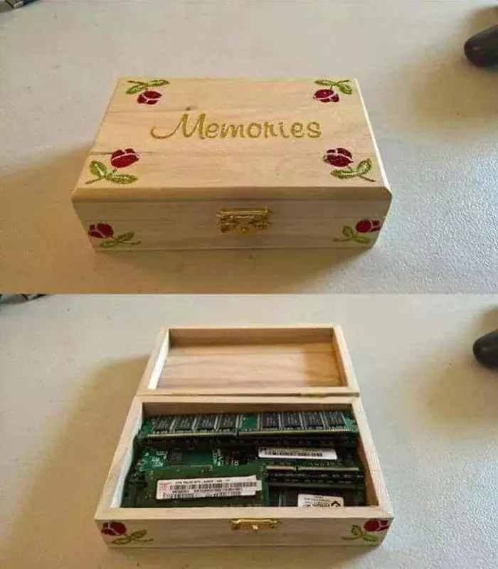 Image of a box labelled "Memories", with RAM memory sticks inside.