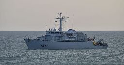 Ukraine strikes deal to get 2 Royal Navy minehunters from UK