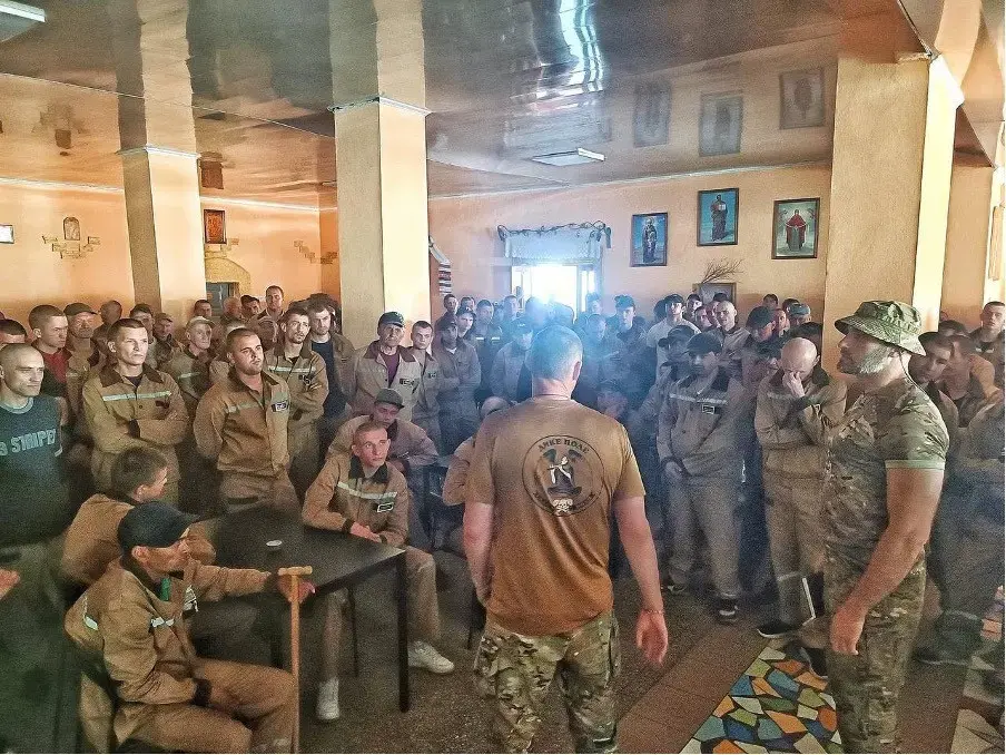 Nearly 5,000 Ukrainian Inmates Volunteer to Fight