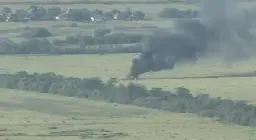 Video of the burning Ka-52 helicopter in the Zaporizhzia region today. The pilot reportedly ejected while the navigator died.
